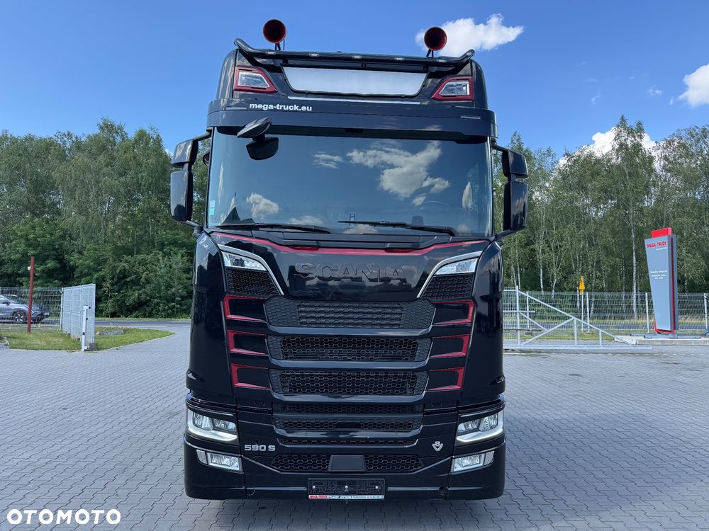 Scania S 590 V8 BOGATA WERSJA 6 PODUSZEK - 3