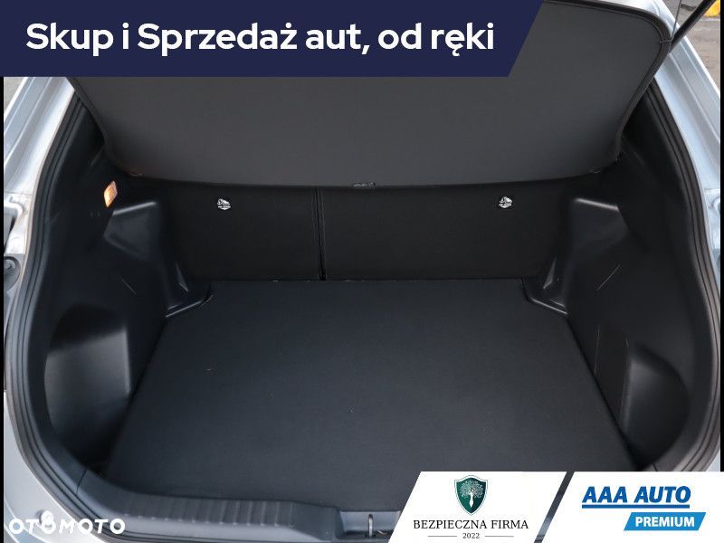 Toyota Yaris Cross - 15