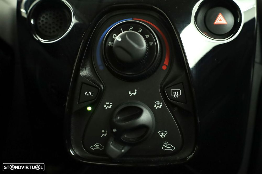 Peugeot 108 1.0 VTi Active - 11