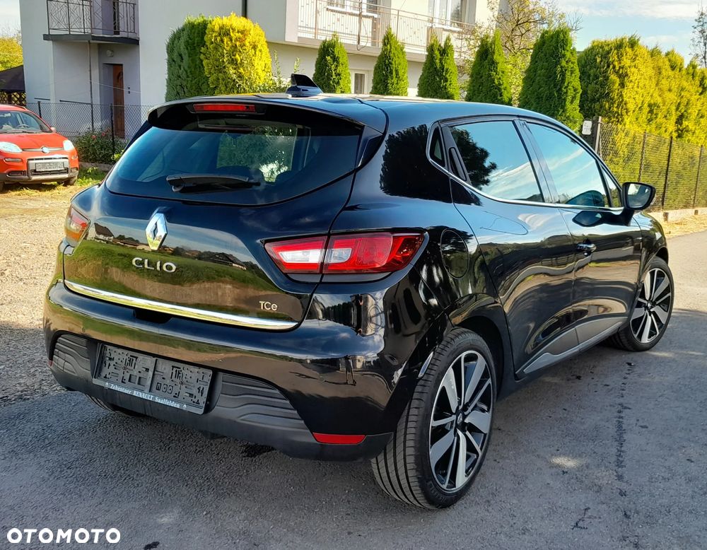 Renault Clio - 22