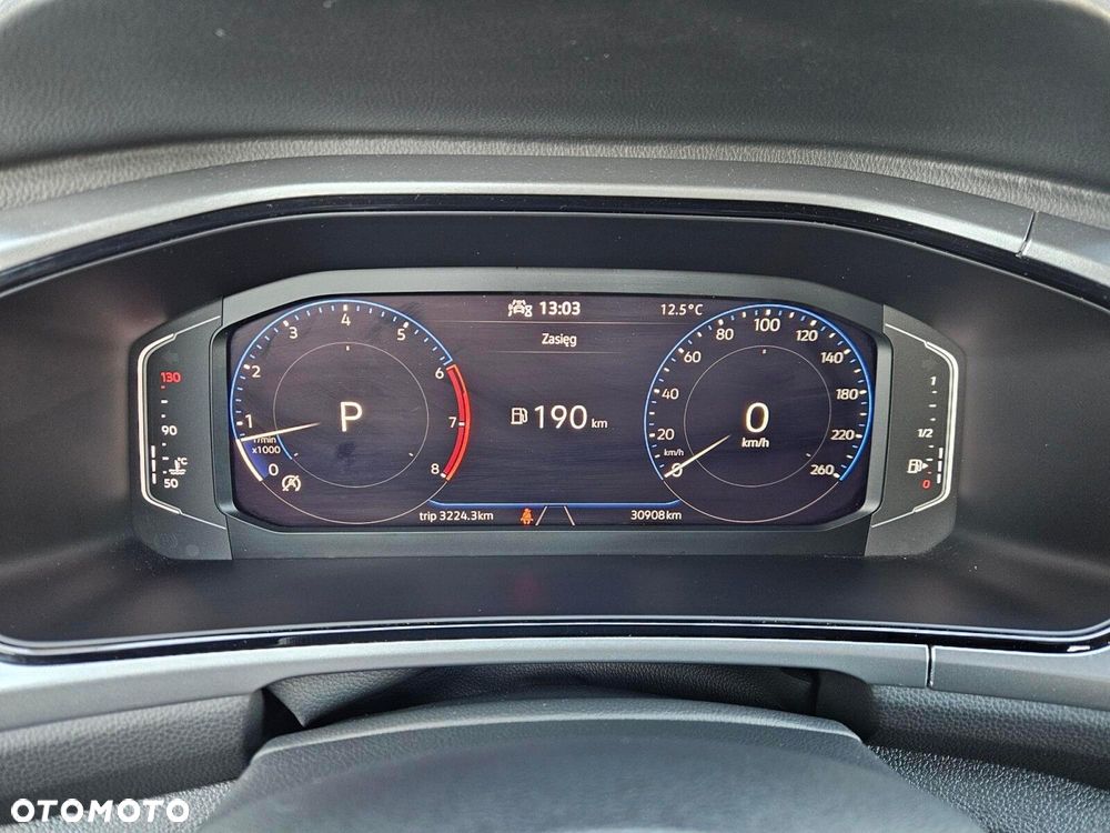 Volkswagen T-Roc - 16