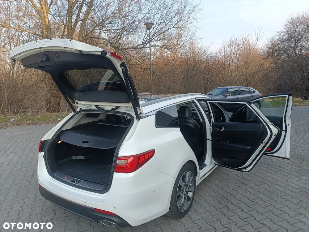 Kia Optima Sportagon 1.7 CRDI DCT Edition 7 - 25