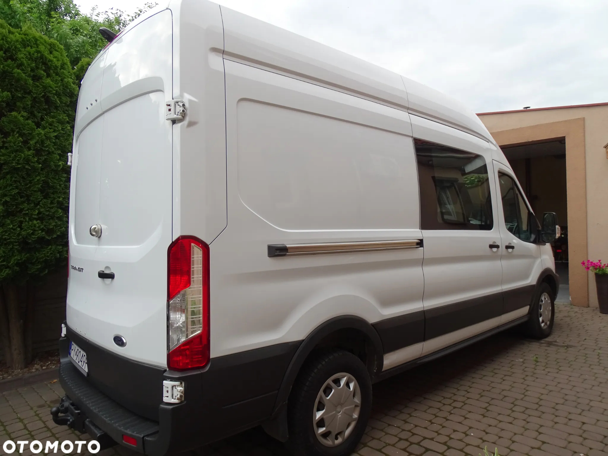 Ford TRANSIT 2,2 TDCI 155 KONI ,5-OSÓB + PAKA  ,BRYGADÓWKA, KLIMATYZACJA , ŁADNY ! - 4