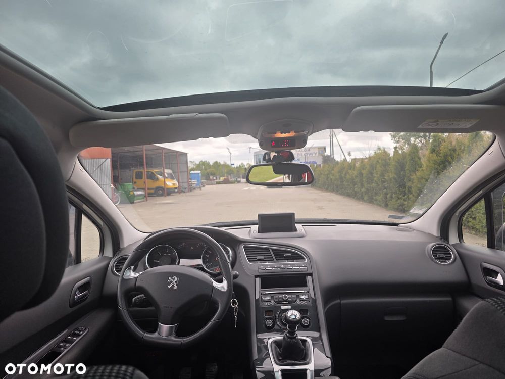 Peugeot 5008 - 9