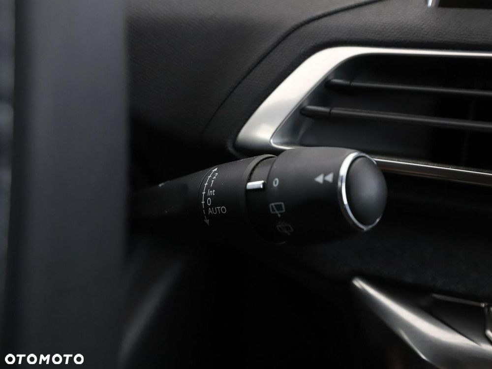 Peugeot 3008 HDi 150 Allure - 33