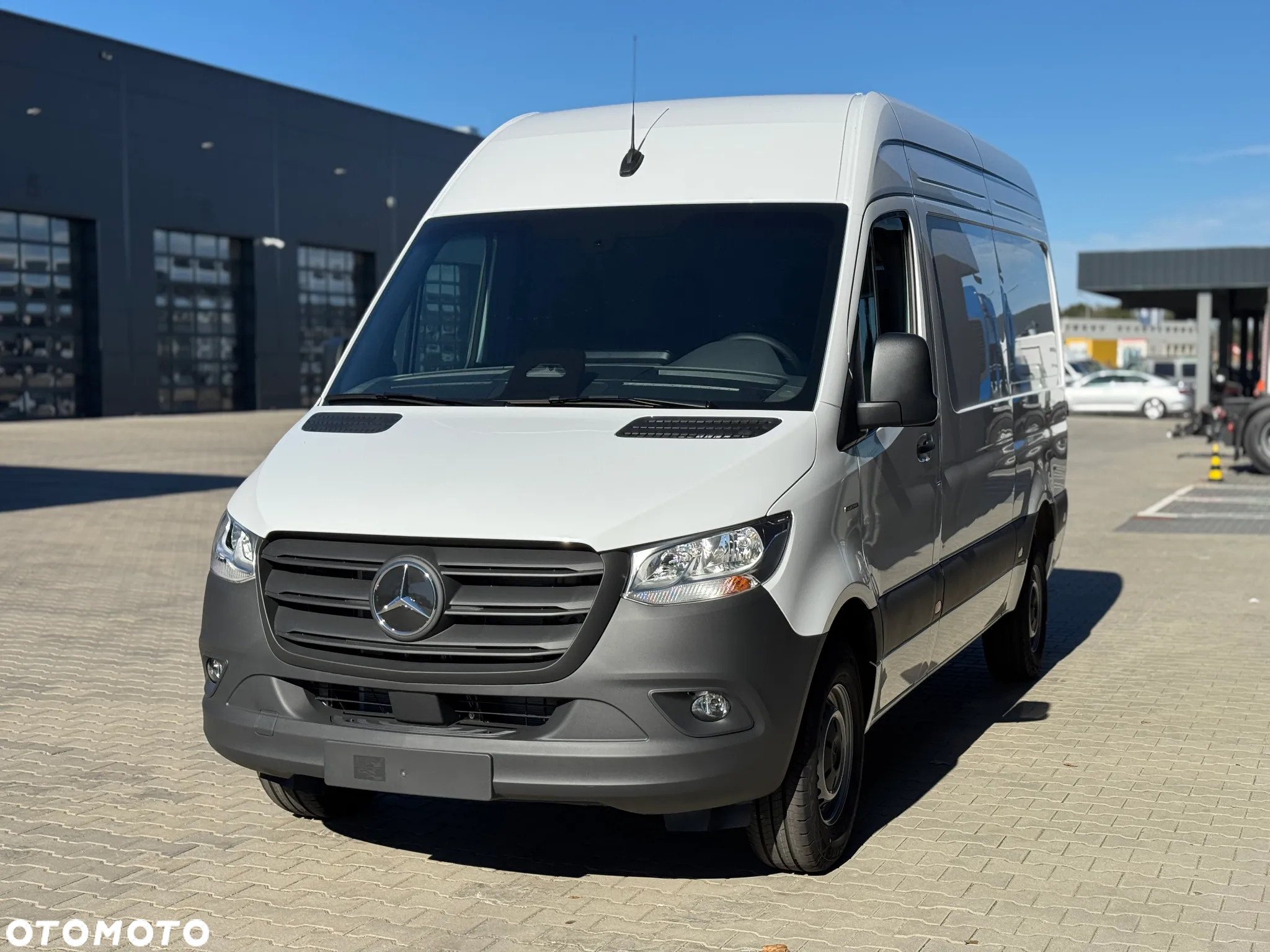 Mercedes-Benz eSprinter - 36