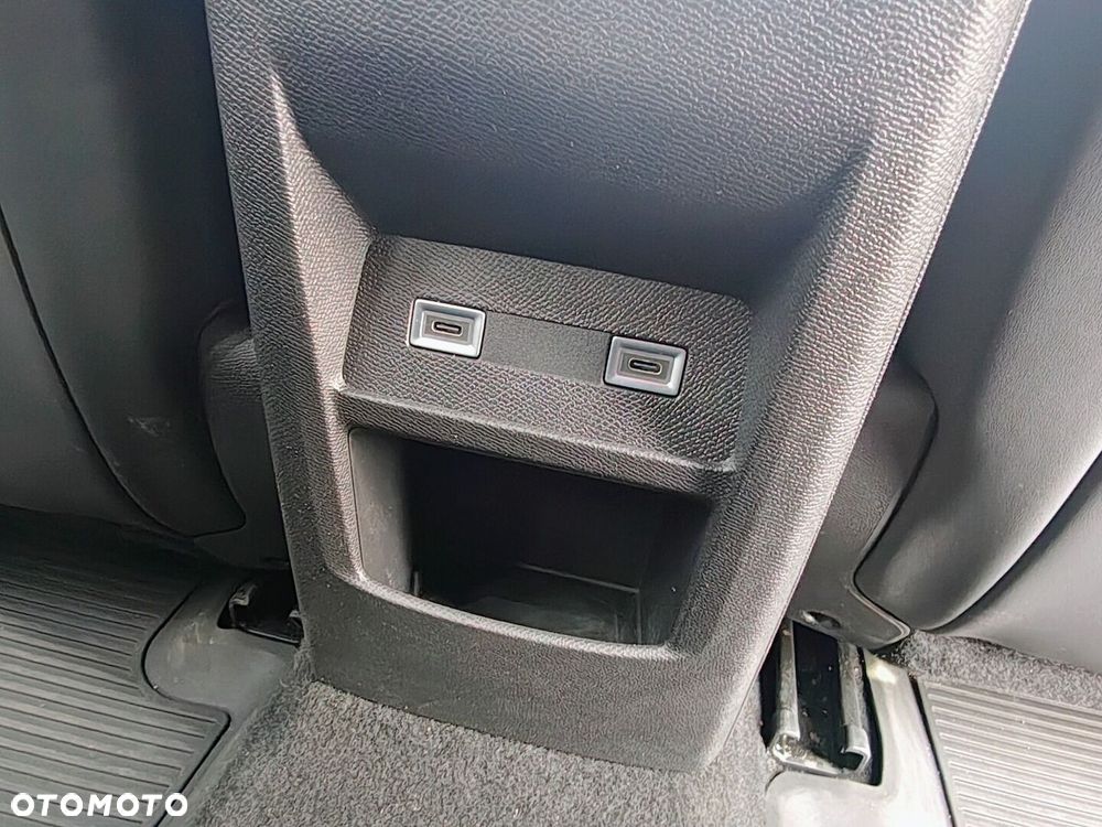 Peugeot 308 - 13