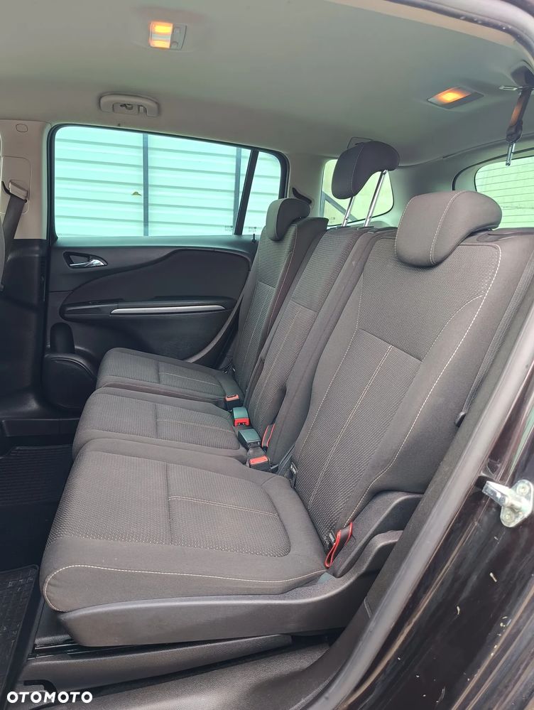 Opel Zafira Tourer 2.0 CDTI Edition - 18