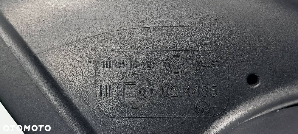 LUSTERKO PRAWE OPEL MERIVA B II 5-PIN - 5