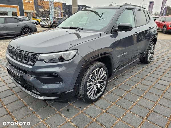 Jeep Compass 1.5 T4 mHEV Summit FWD S&S DCT