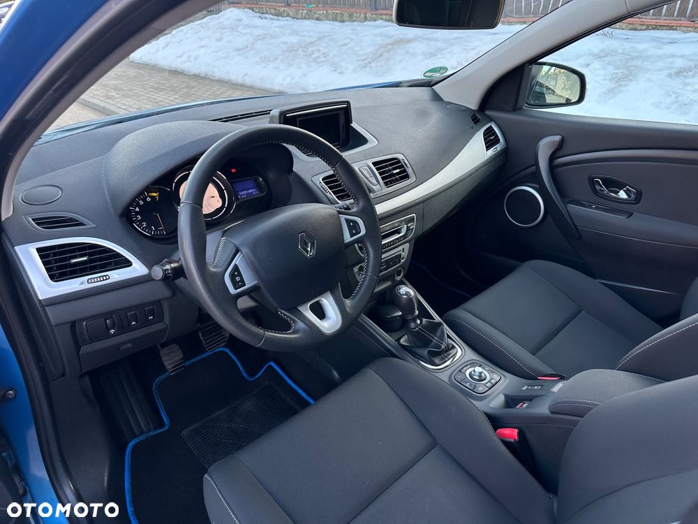 Renault Megane 1.2 16V TCe Energy Bose EU6 - 17