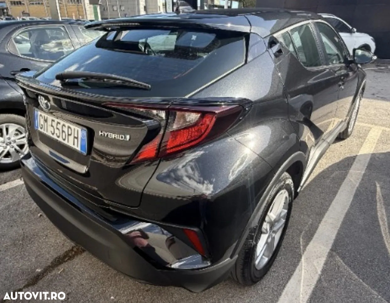 Toyota C-HR Hybrid Business-Edition - 3