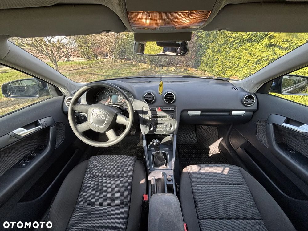 Audi A3 Sportback 1.6 Ambition - 5