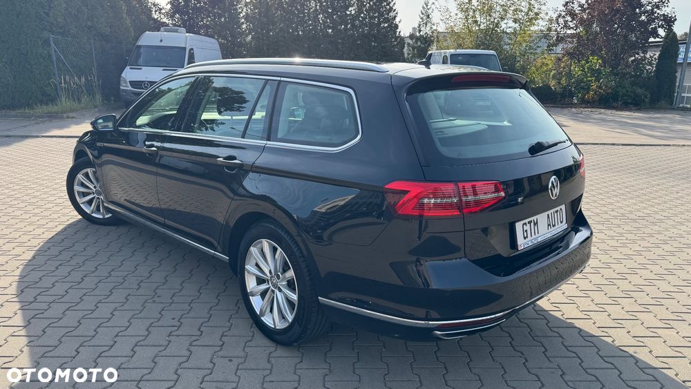Volkswagen Passat 2.0 TSI (BlueMotion Technology) 4Motion DSG Highline - 11
