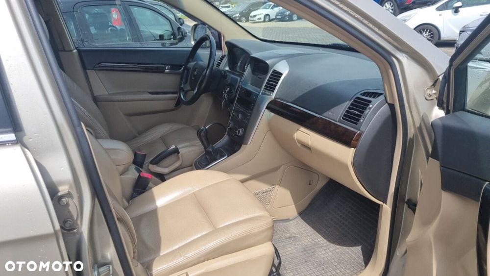 Chevrolet Captiva - 18