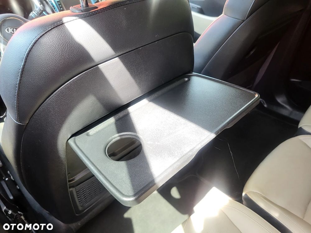 Kia Carens 1.7 CRDi Spirit - 24