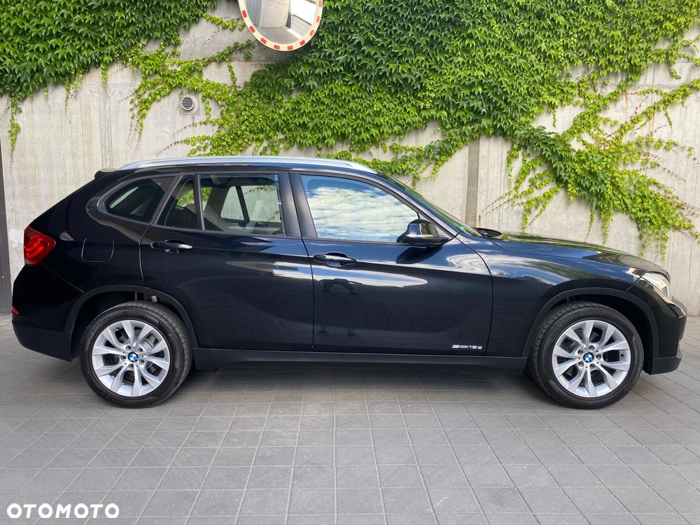 BMW X1 sDrive18d Sport Line - 14