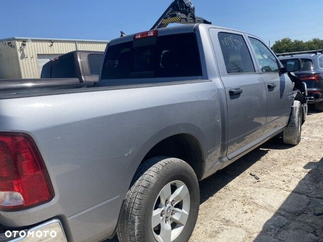 RAM 1500 5.7 Quad Cab Laramie - 2