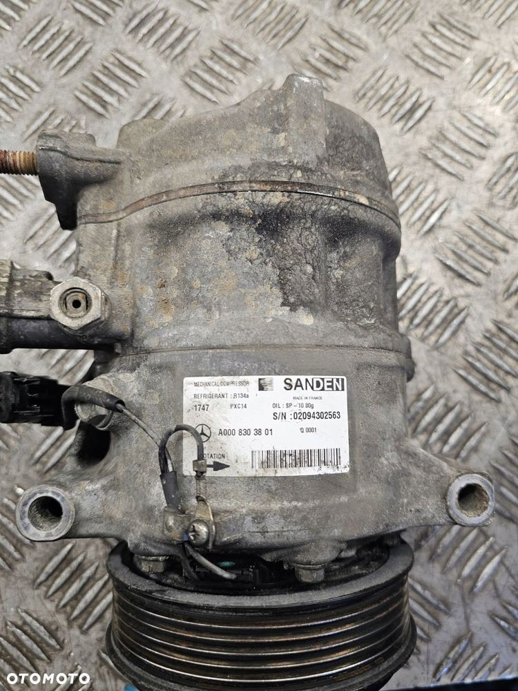 sprężarka klimatyzacji mercedes c klasa w205 2.2 cdi a0008303801 - 5