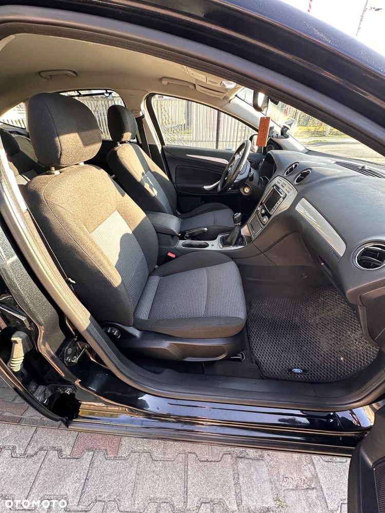 Ford Mondeo 2.0 Gold X - 27