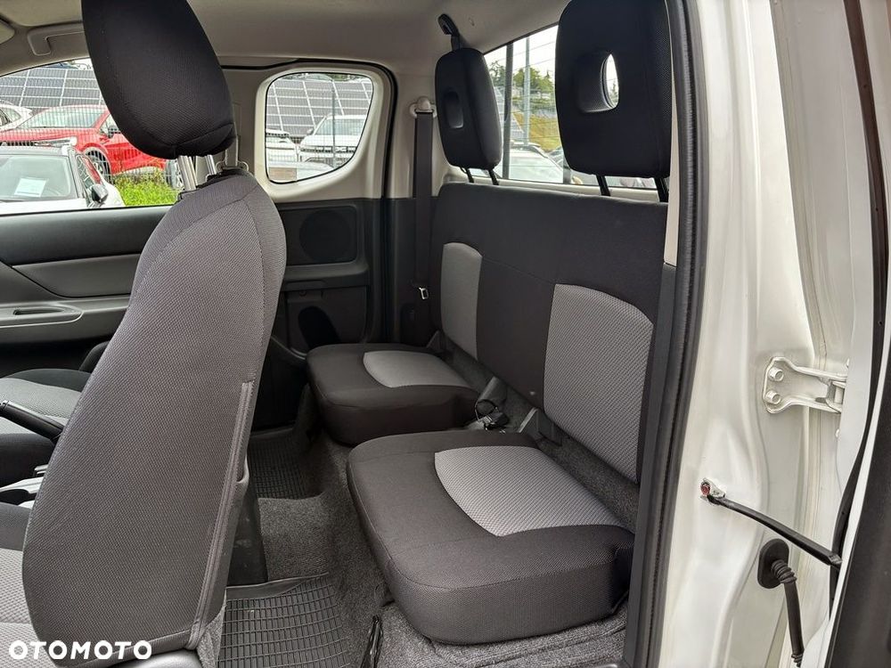 Mitsubishi L200 2.4 d DC Invite - 20