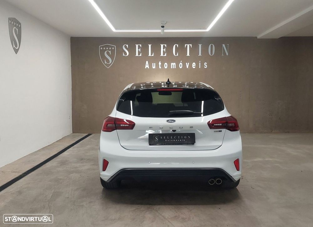 Ford Focus 1.0 EcoBoost MHEV ST-Line - 11