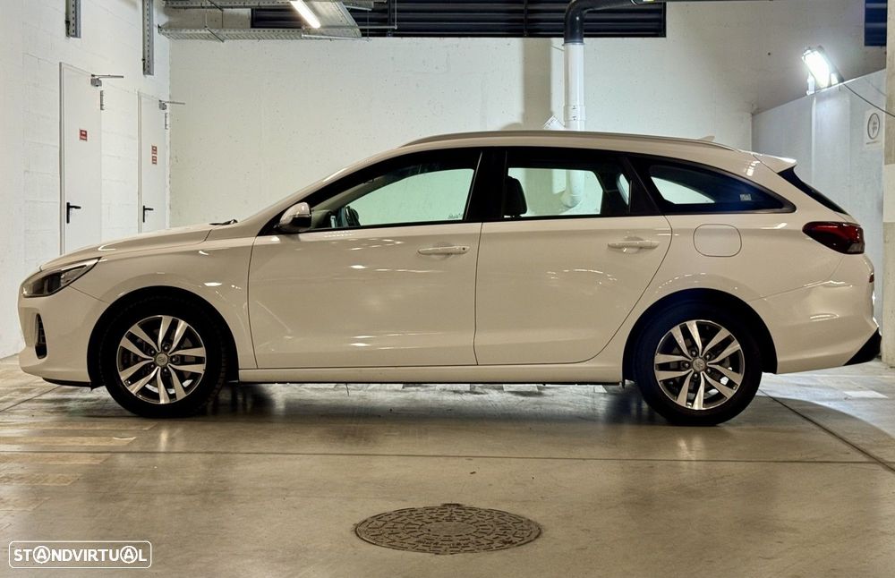 Hyundai i30 SW - 8