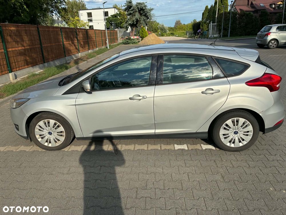 Ford Focus 1.5 TDCi SYNC Edition - 3