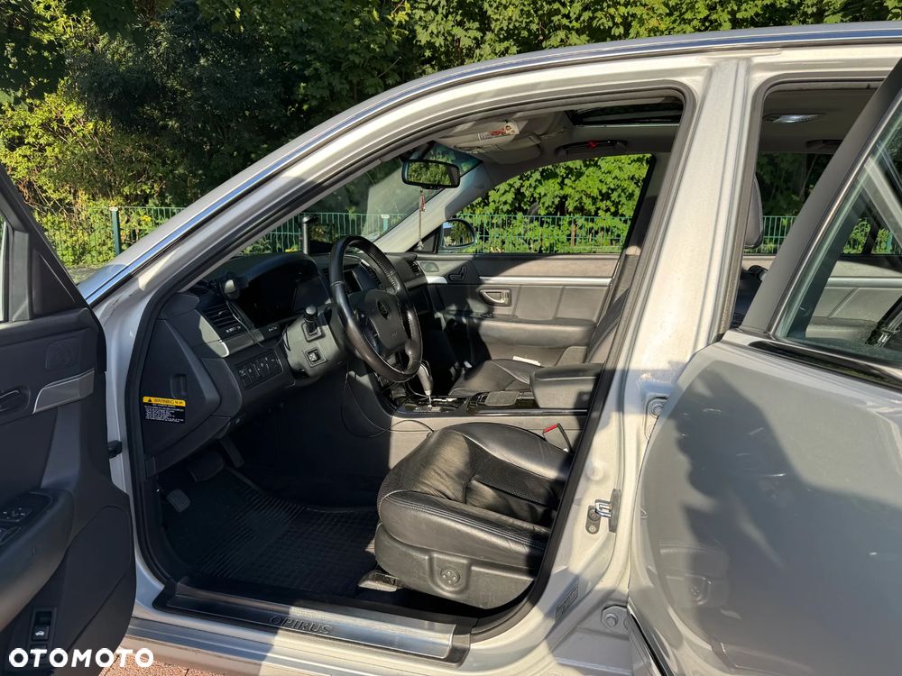 Kia Opirus 3.8 V6 - 10