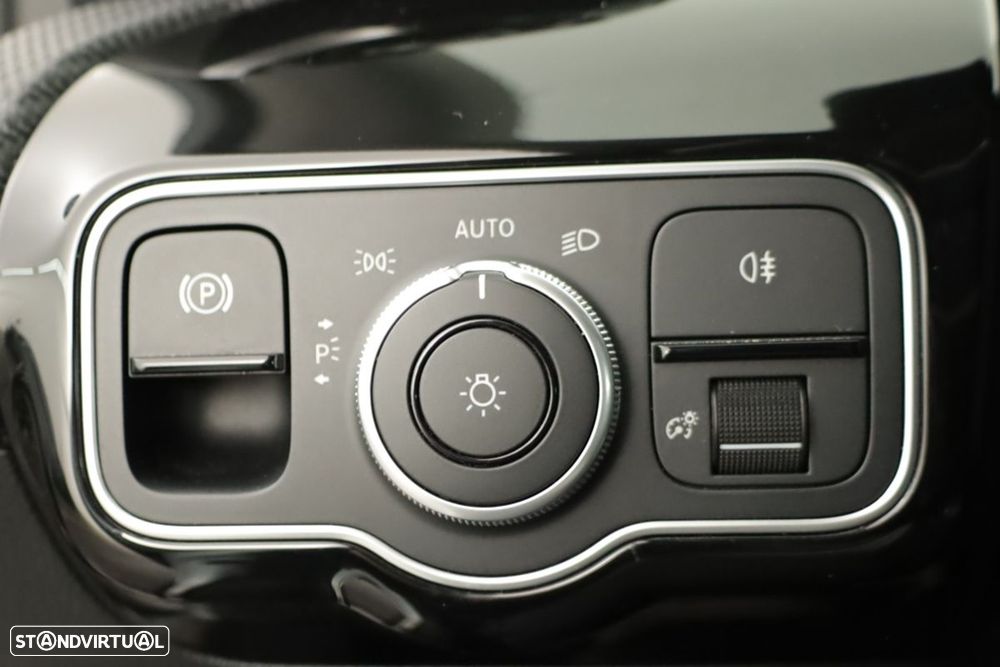 Mercedes-Benz A 200 Standard - 19
