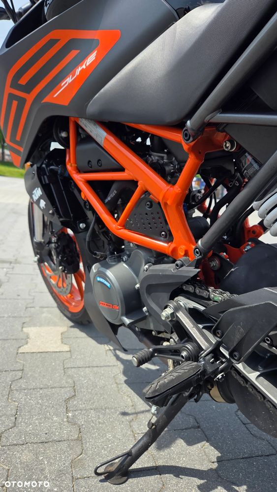 KTM Duke - 12