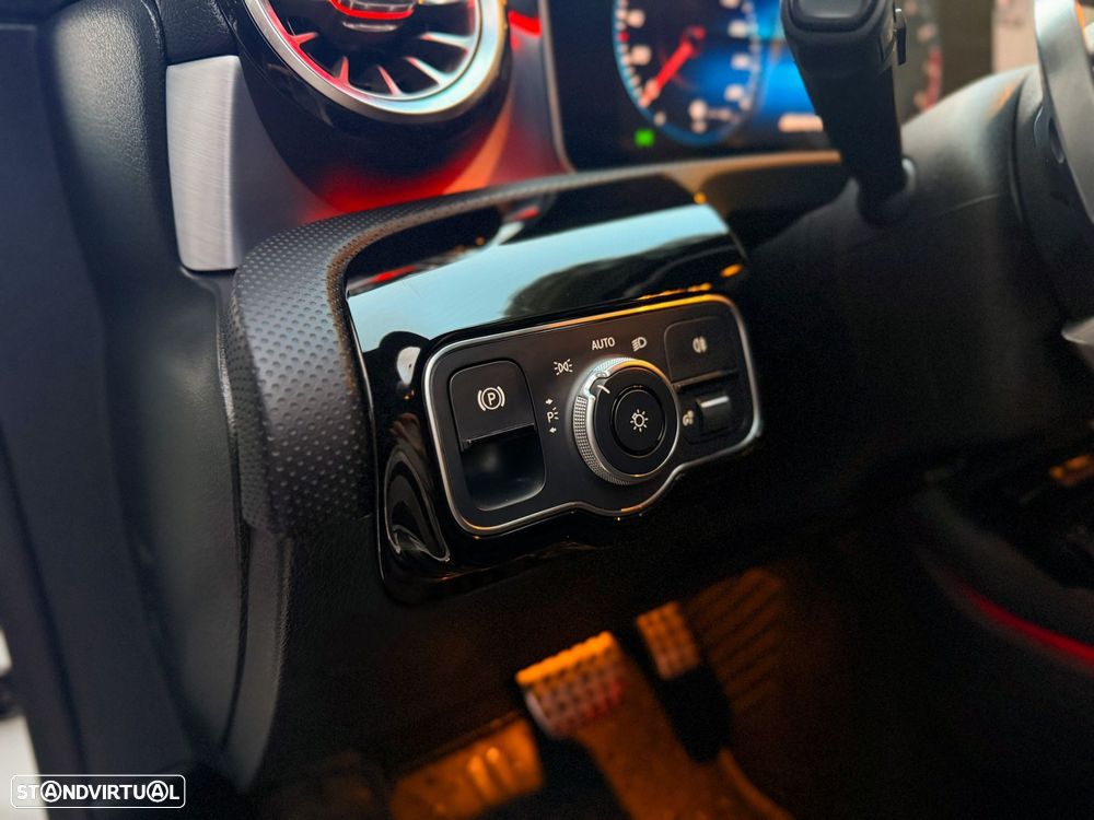 Mercedes-Benz A 35 AMG 4Matic - 34