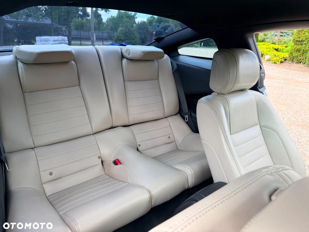 Ford Mustang 3.7 V6 Premium - 10