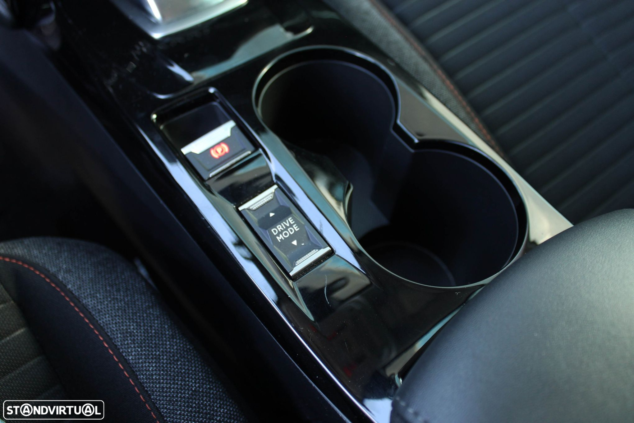Peugeot 208 Elektromotor 136 Business - 25