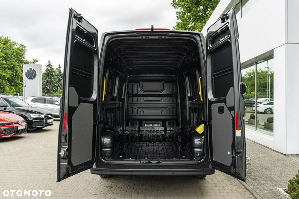 Volkswagen Crafter - 10