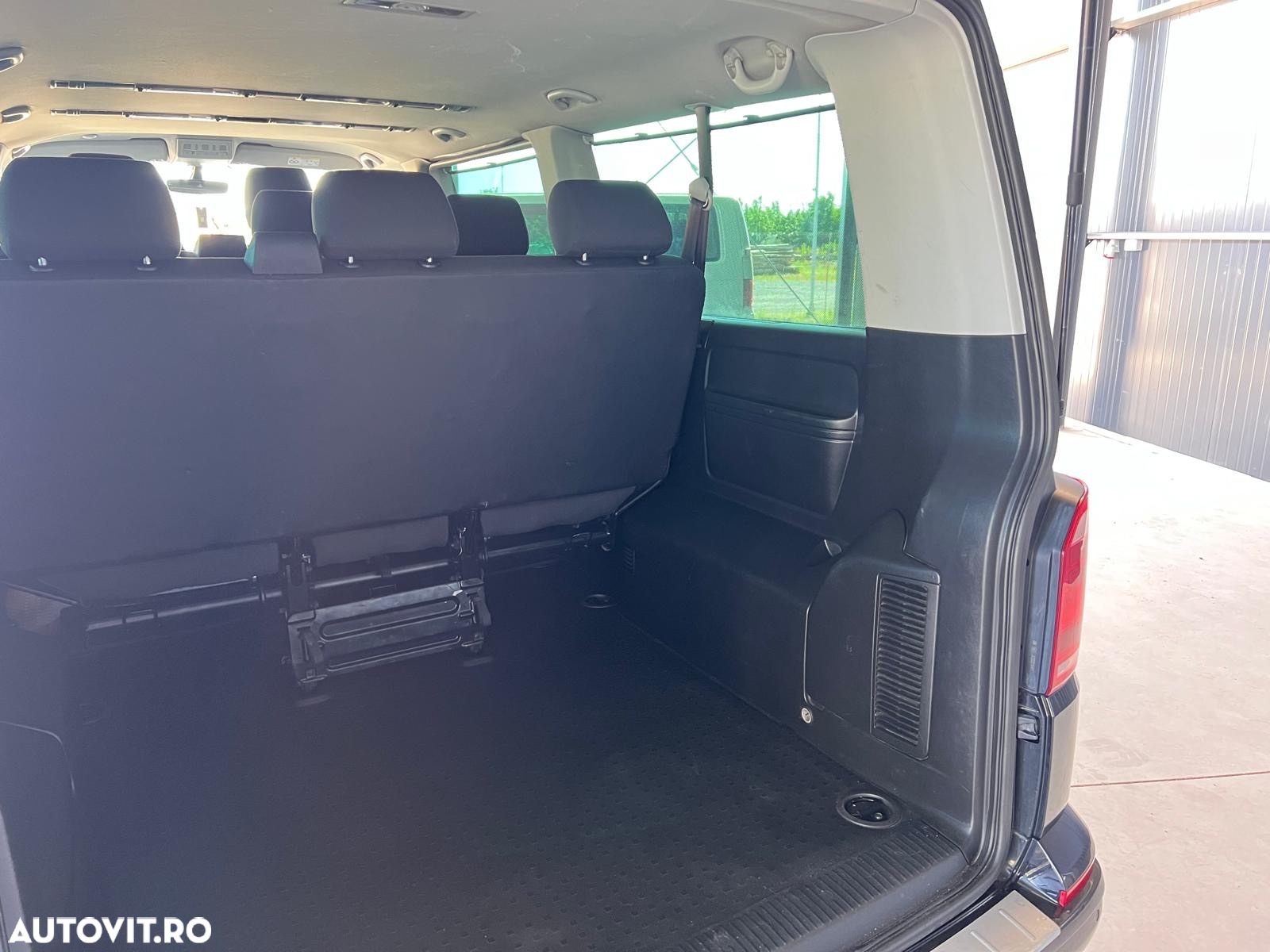 Volkswagen Caravelle T6 2.0 TDI LR Comfortline - 18