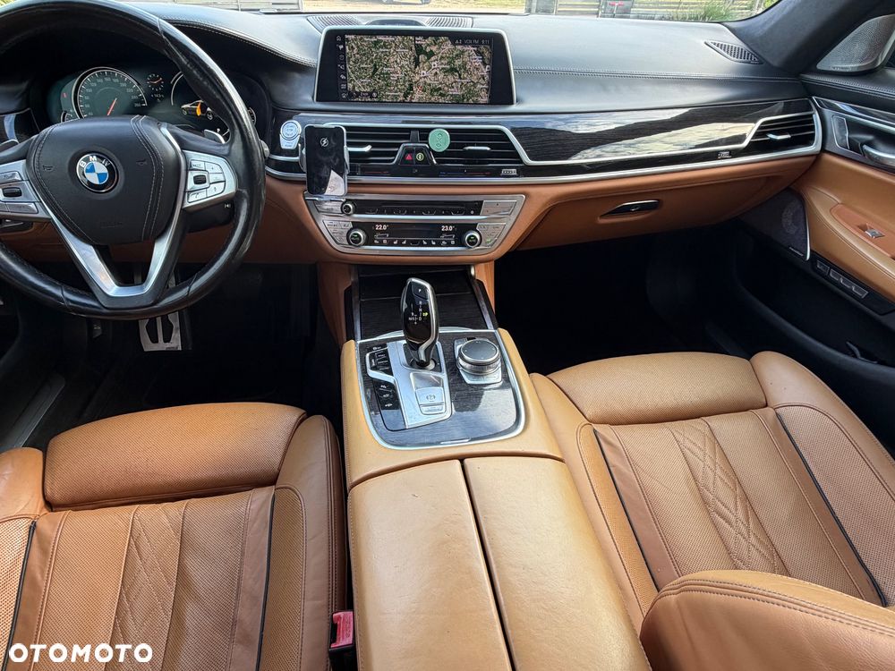 BMW Seria 7 750Li xDrive Edition Exclusive - 26