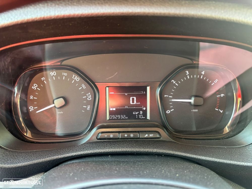 Opel Vivaro 1.5 CDTi L3H1 Essentia Inc - 37