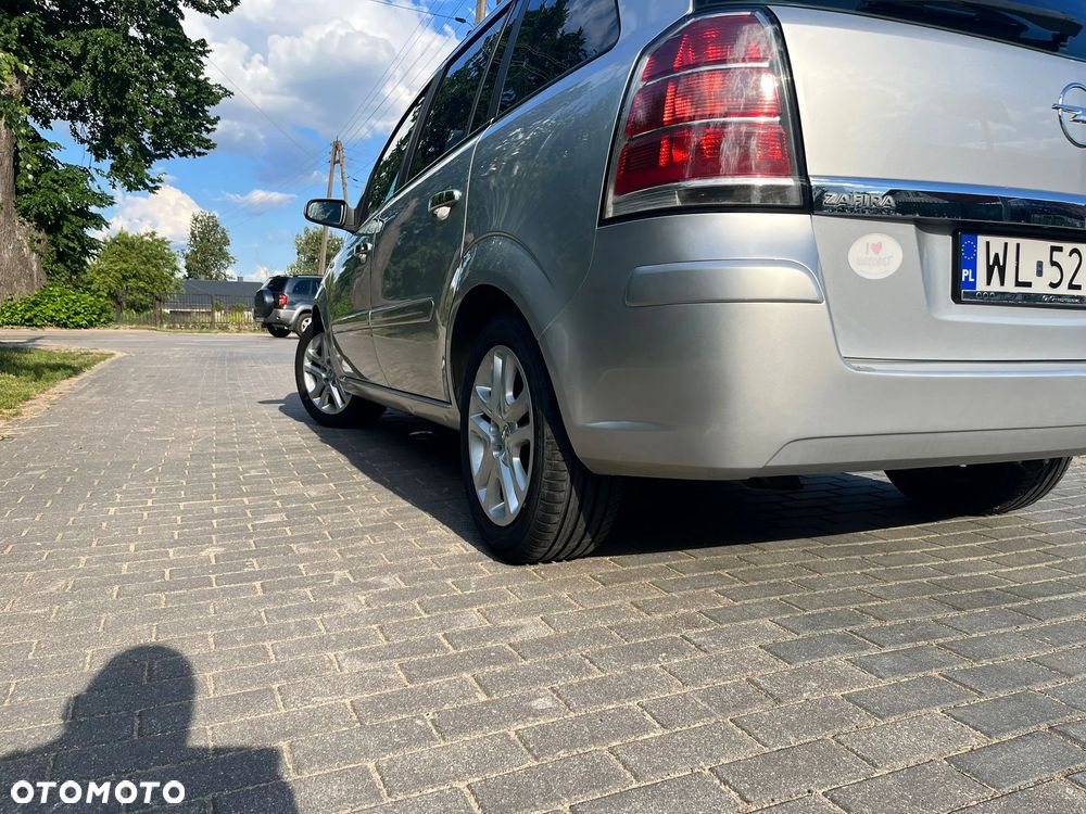 Opel Zafira 1.9 CDTI Enjoy - 23