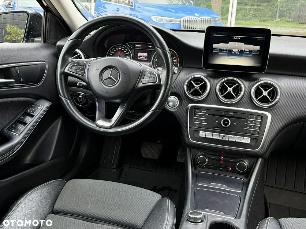 Mercedes-Benz Klasa A 180 (BlueEFFICIENCY) 7G-DCT Urban - 16