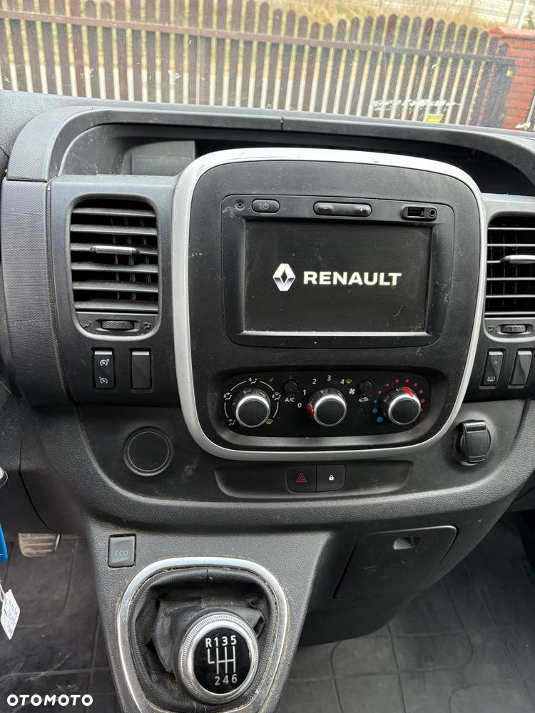 Renault Trafic - 18