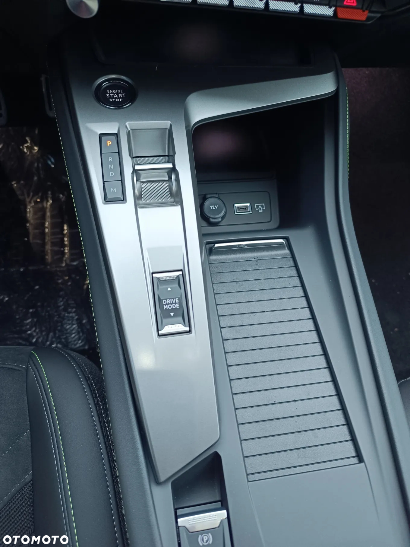 Peugeot 308 - 16