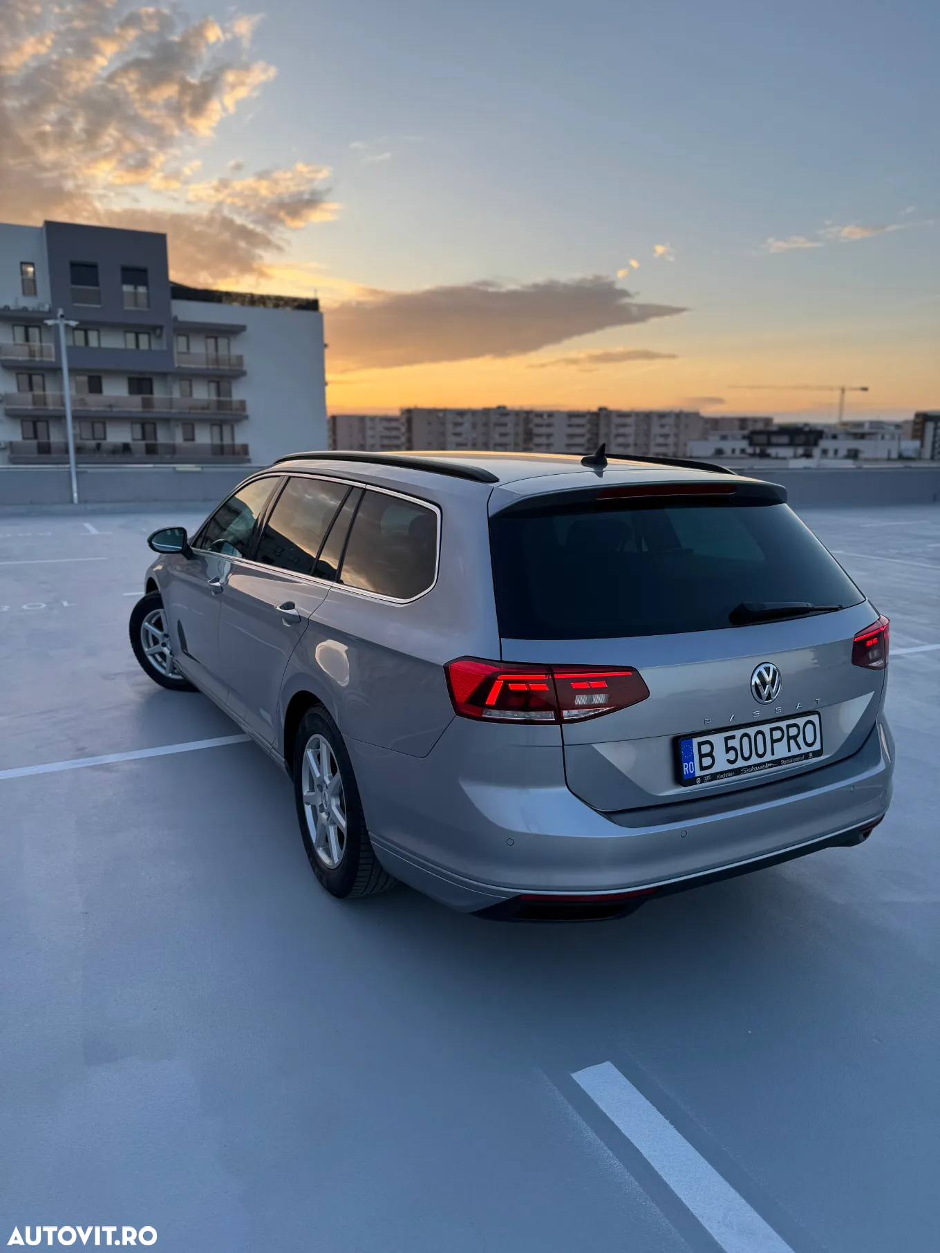 Volkswagen Passat - 7