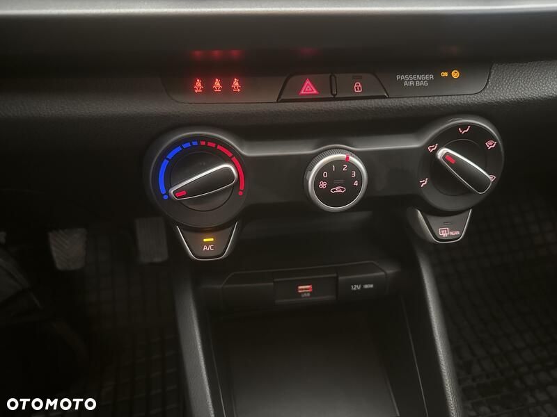 Kia Rio 1.2 M - 16