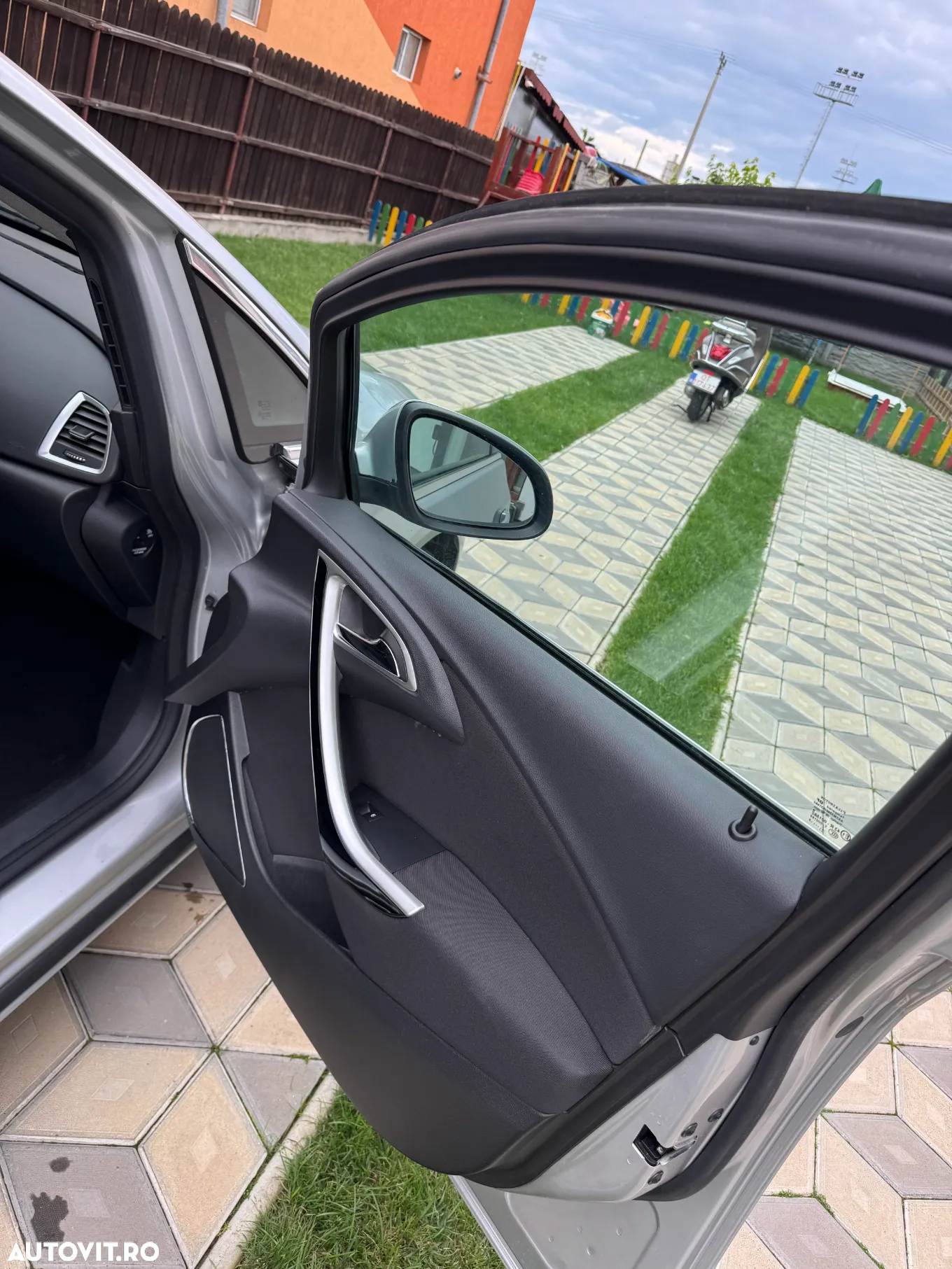 Opel Astra 1.7 CDTI DPF Sports Tourer - 10