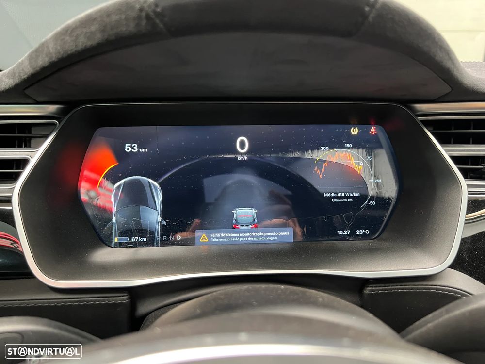 Tesla Model S - 22