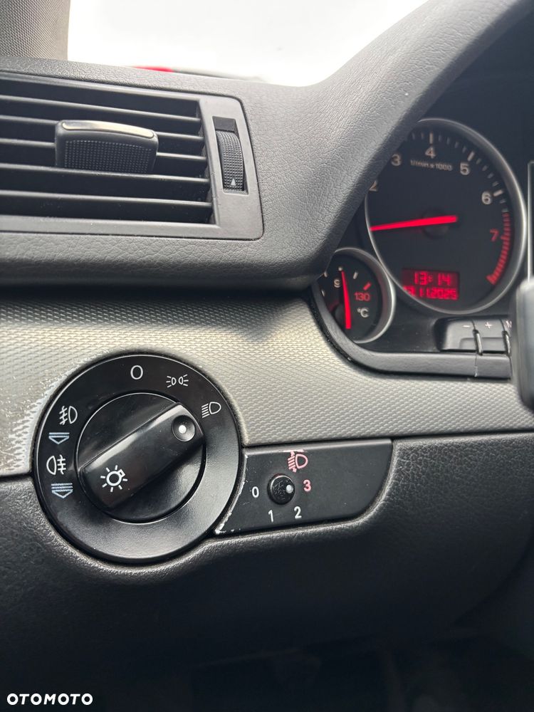 Audi A4 Limousine 1.8T - 14