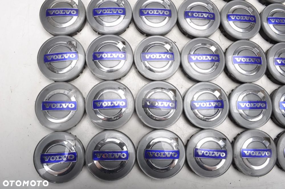 VOLVO DEKIELEK  KAPSEL ALUFELGI 30666913 - 11