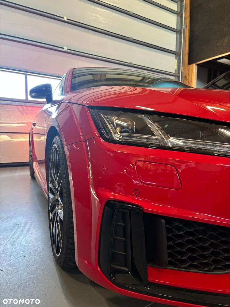 Audi TT S Coupé - 1