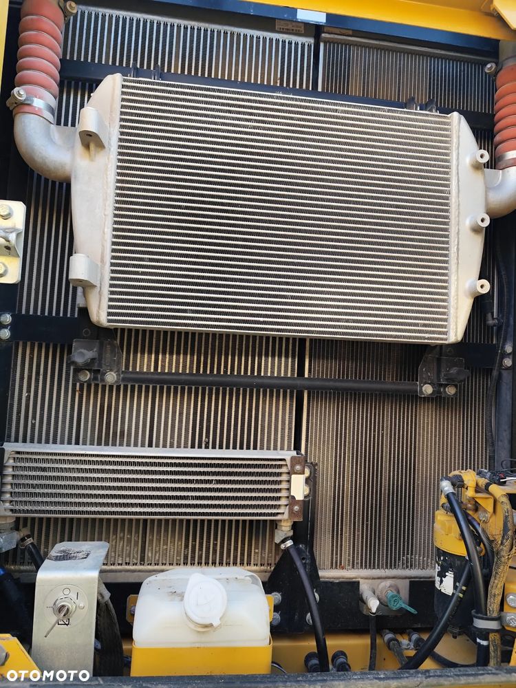 Caterpillar 329EL - 29